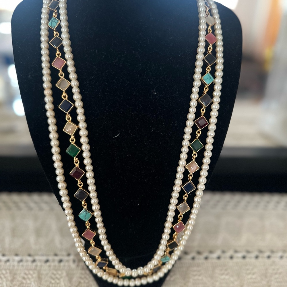 Elegant Multi-Color Pearl Necklace